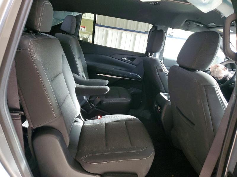 2025 CHEVROLET TRAVERSE LT 11