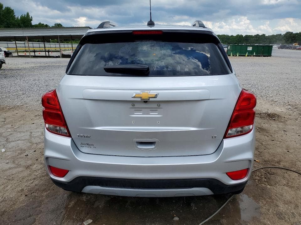 2018 CHEVROLET TRAX 1LT 6