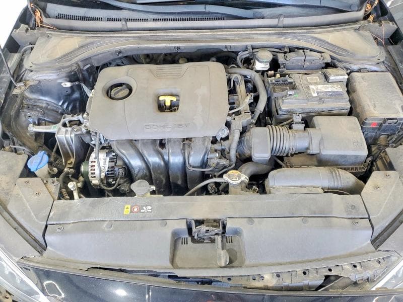 2020 HYUNDAI ELANTRA SE 11