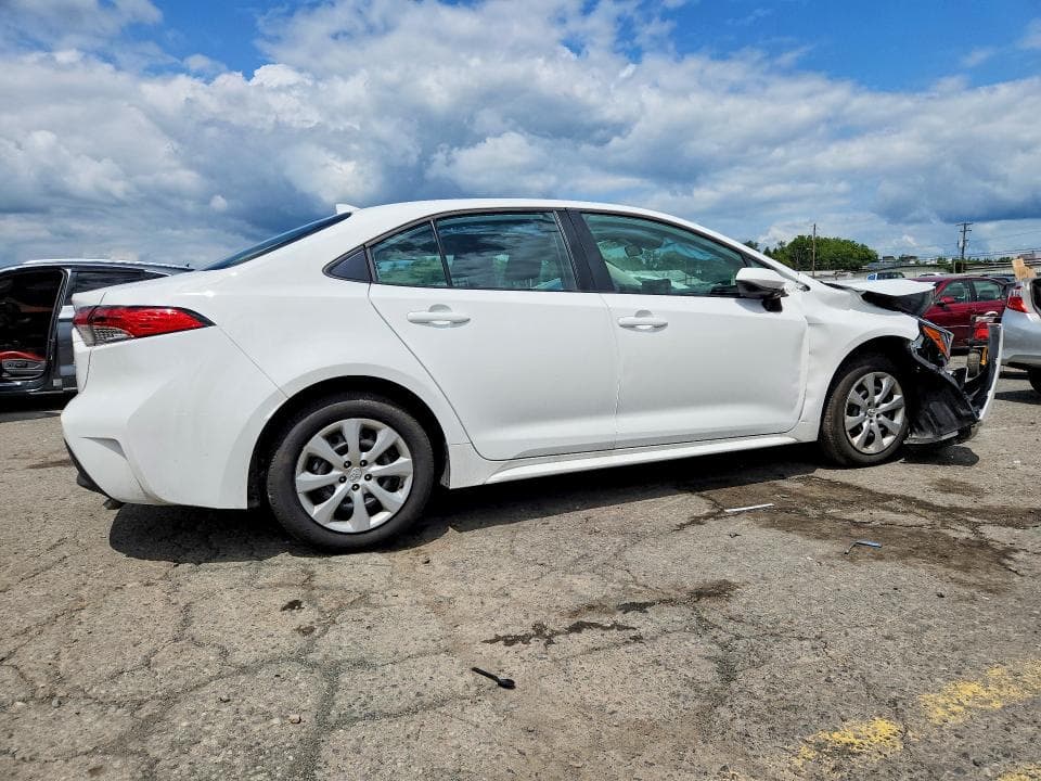 2026 TOYOTA COROLLA LE 3