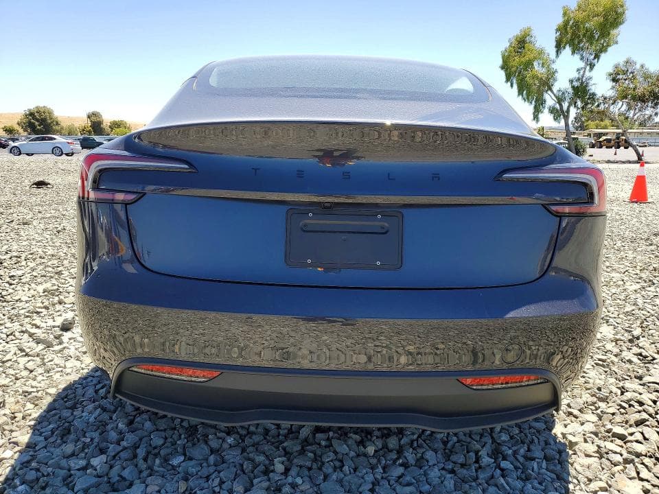 2026 TESLA MODEL 3 6
