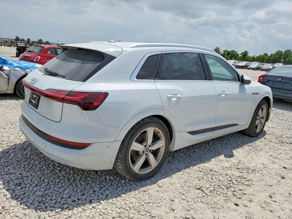 2019 AUDI E-TRON PREMIUM PLUS 3