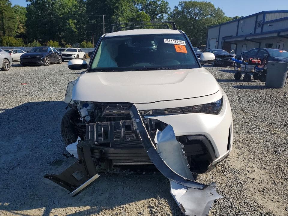 2023 KIA SOUL LX 5