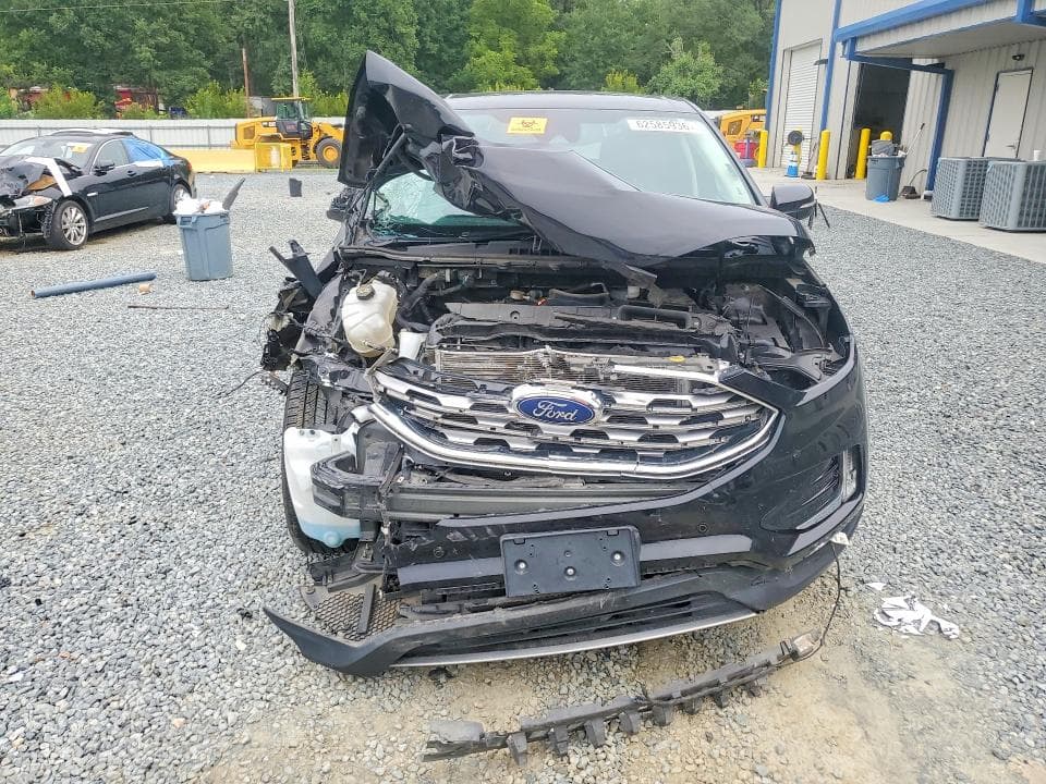 2022 FORD EDGE TITANIUM 5