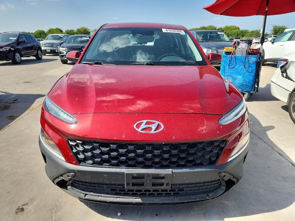 2023 HYUNDAI KONA SE 5