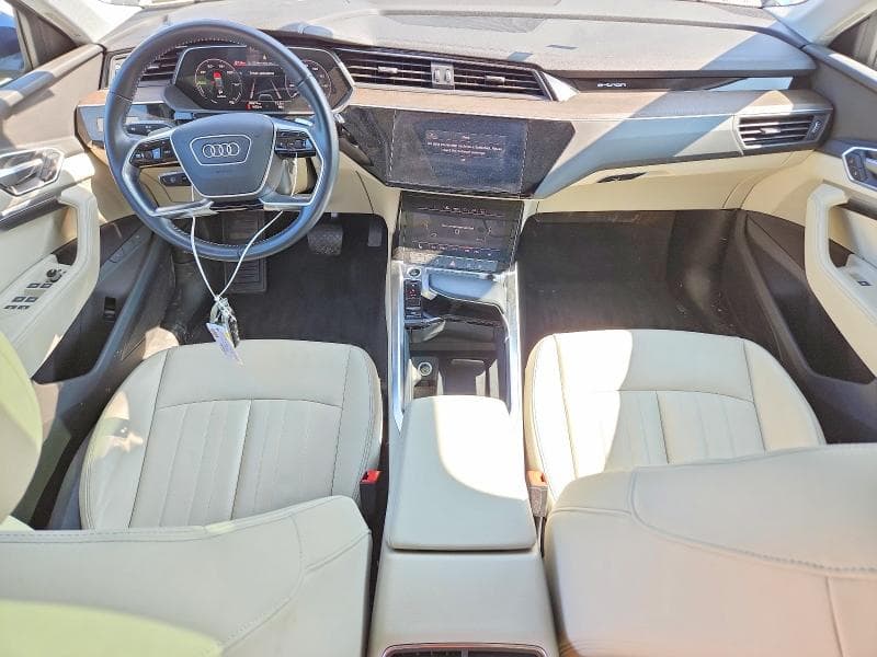 2021 AUDI E-TRON PREMIUM 8