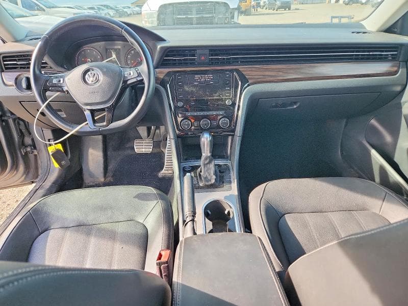 2020 VOLKSWAGEN PASSAT SEL 8