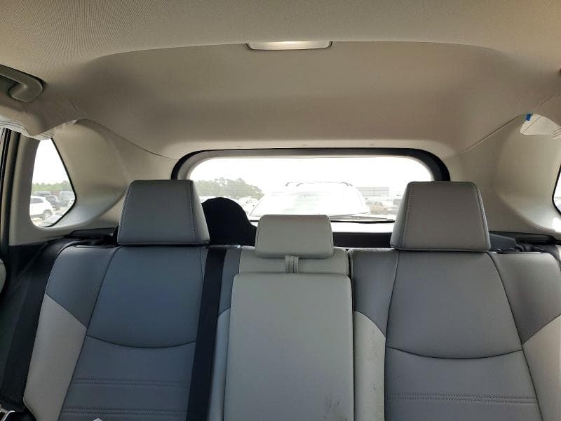2025 TOYOTA RAV4 XLE PREMIUM 10