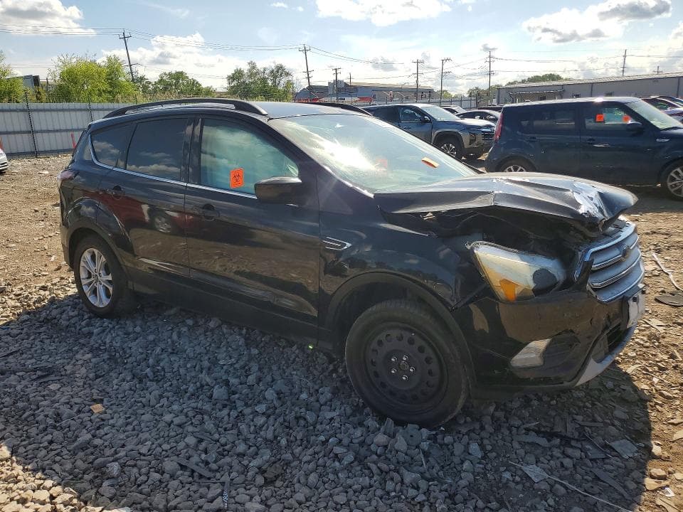 2018 FORD ESCAPE SE 4