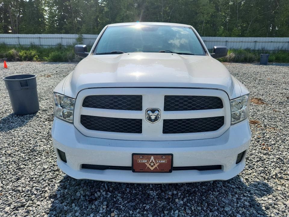 2017 RAM 1500 ST 5