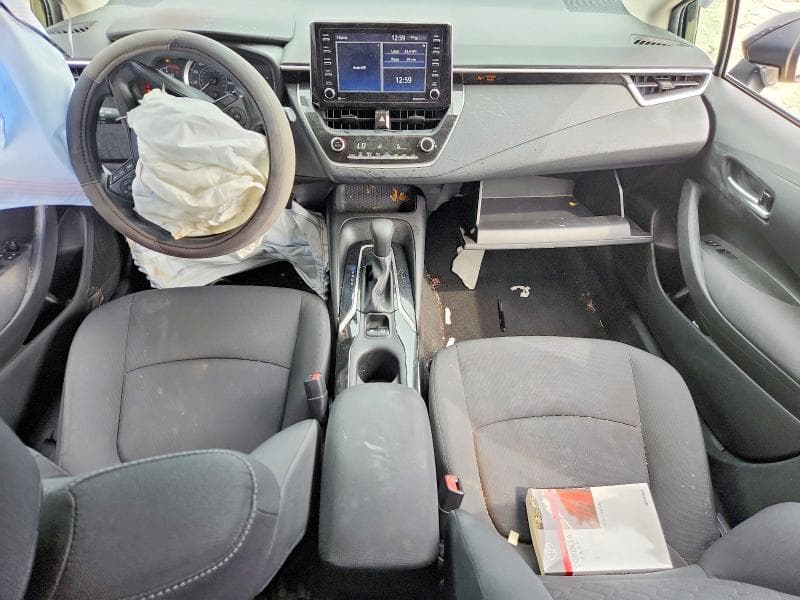 2021 TOYOTA COROLLA LE 8