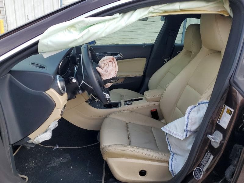 2018 MERCEDES-BENZ CLA 250 7