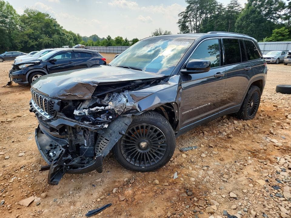 2023 JEEP GRAND CHEROKEE LAREDO - 1