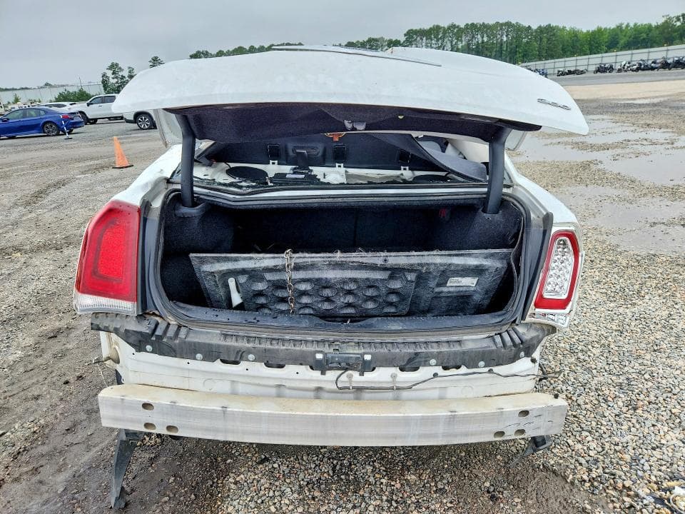 2019 CHRYSLER 300 TOURING 6