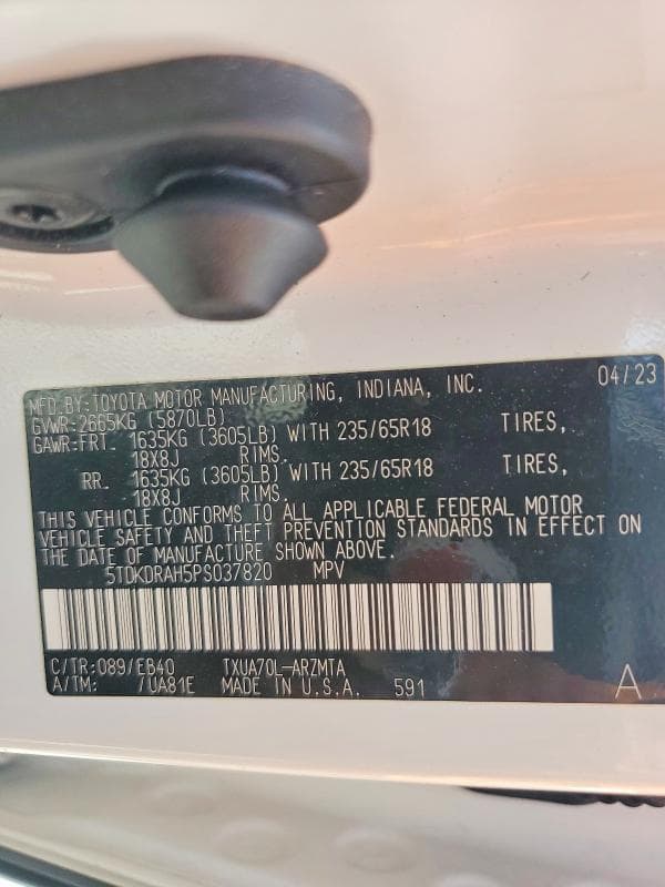 2023 TOYOTA HIGHLANDER XLE 14