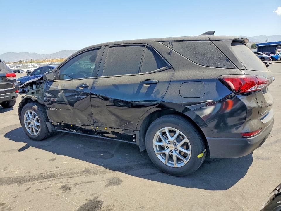 2023 CHEVROLET EQUINOX LS 2