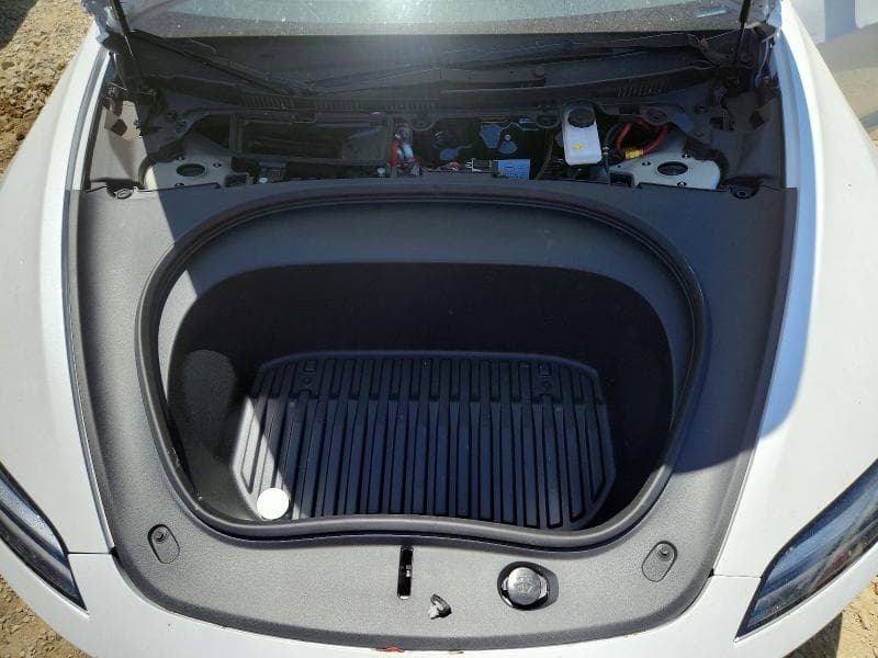 2025 TESLA MODEL 3 11