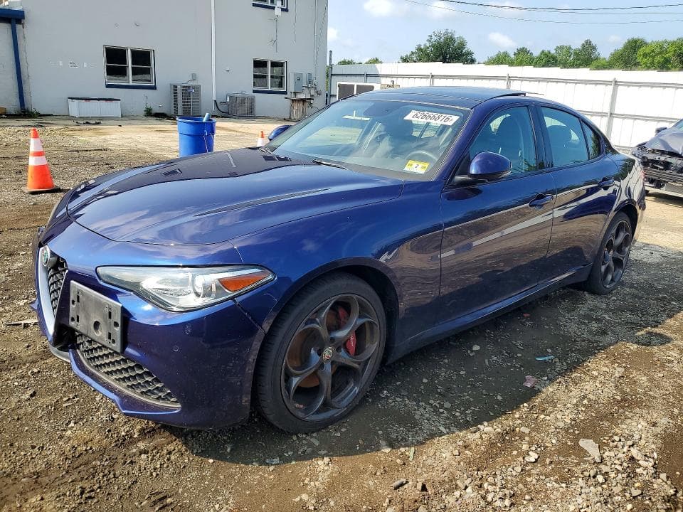 2017 ALFA ROMEO GIULIA TI Q4