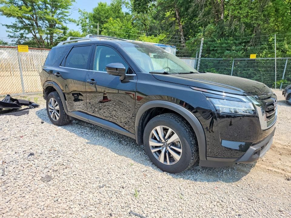 2024 NISSAN PATHFINDER SL 4