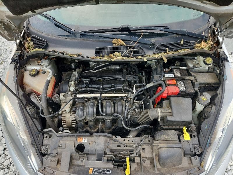 2017 FORD FIESTA SE 11