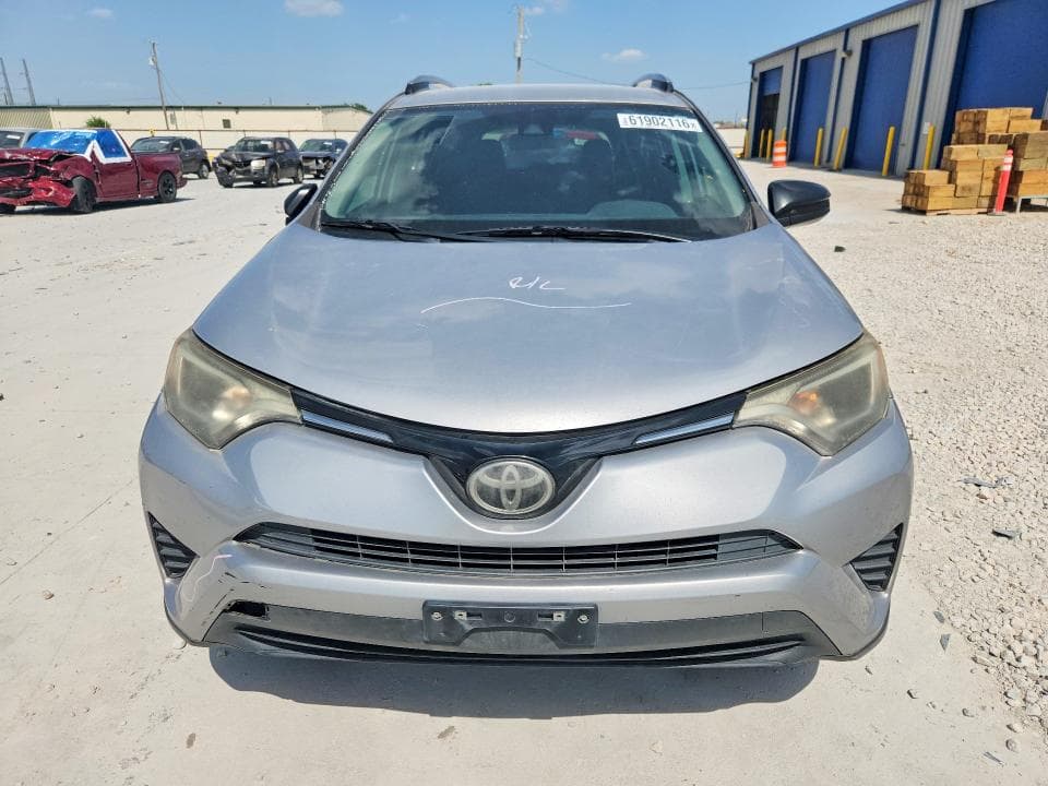 2017 TOYOTA RAV4 LE 5