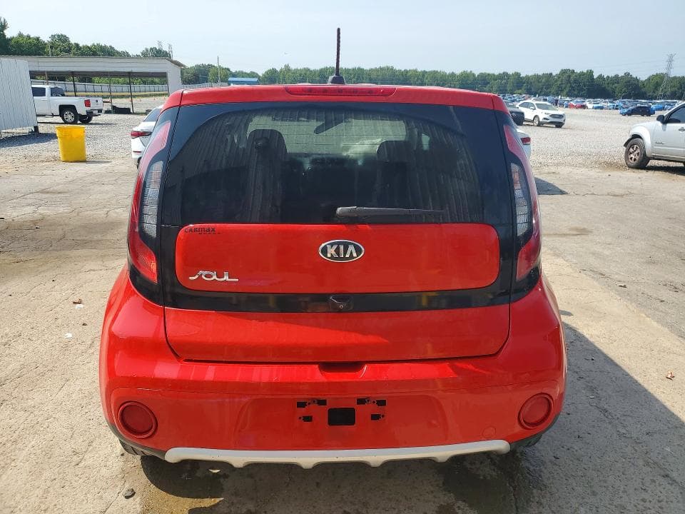 2018 KIA SOUL + 6