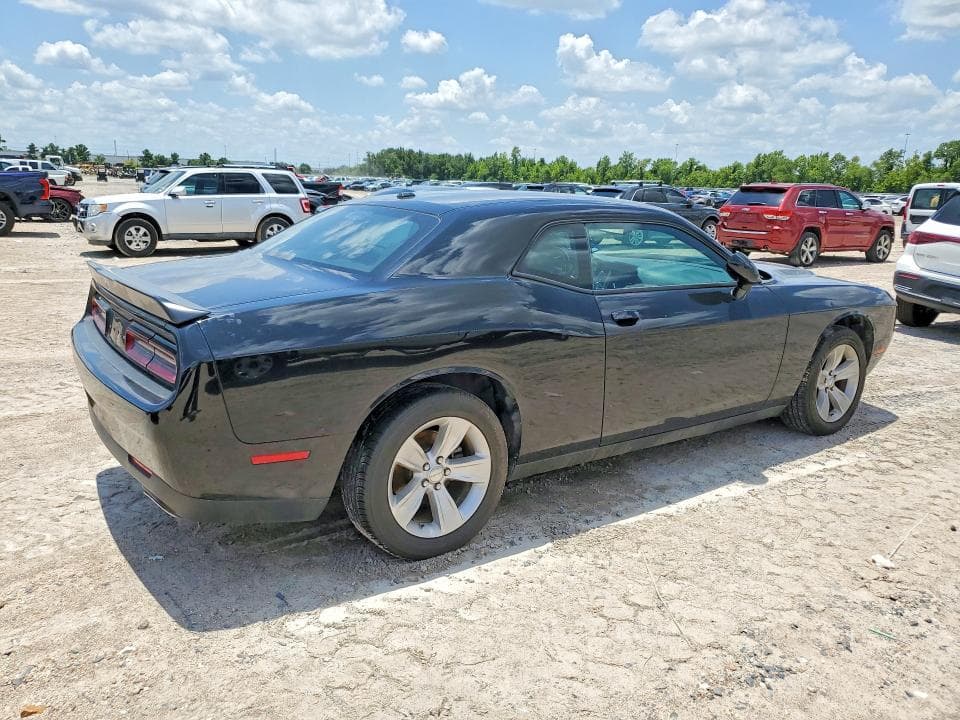 2023 DODGE CHALLENGER SXT 3