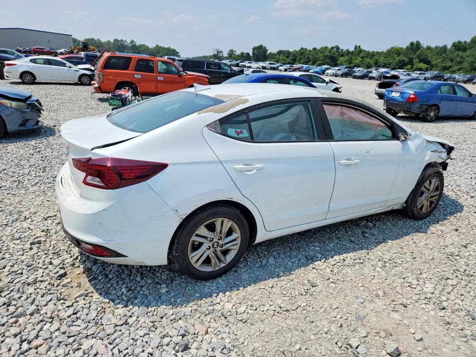 2019 HYUNDAI ELANTRA SEL 3