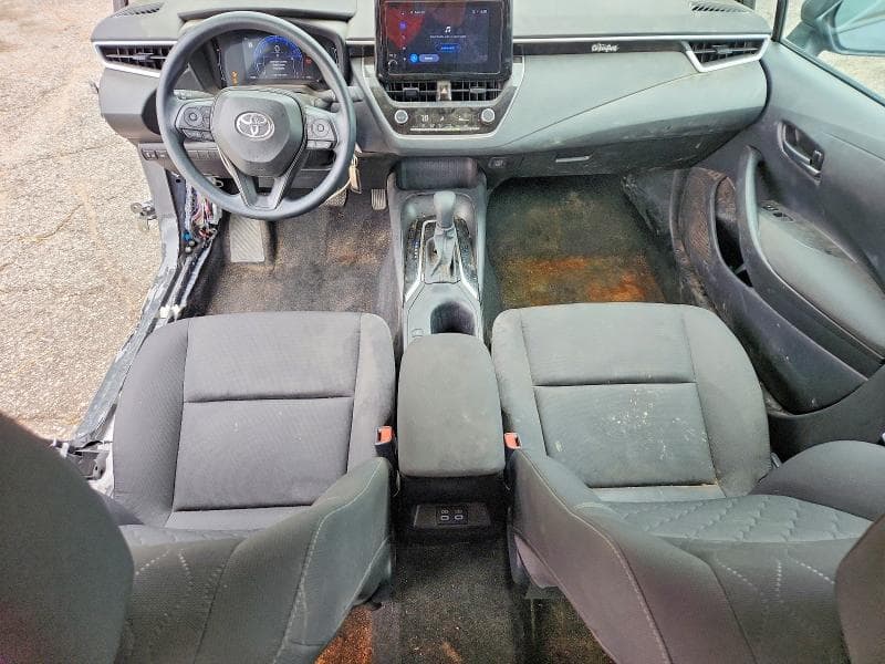 2026 TOYOTA COROLLA LE 8