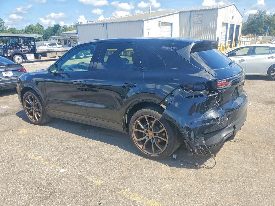 2023 PORSCHE CAYENNE BASE 2