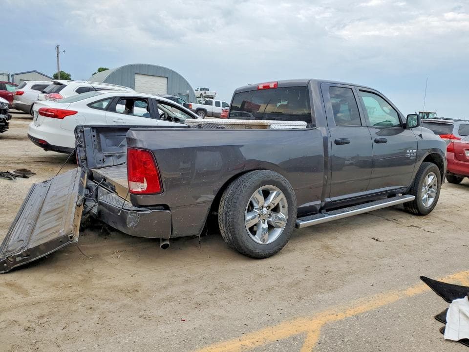 2019 RAM 1500 CLASSIC TRADESMAN 3