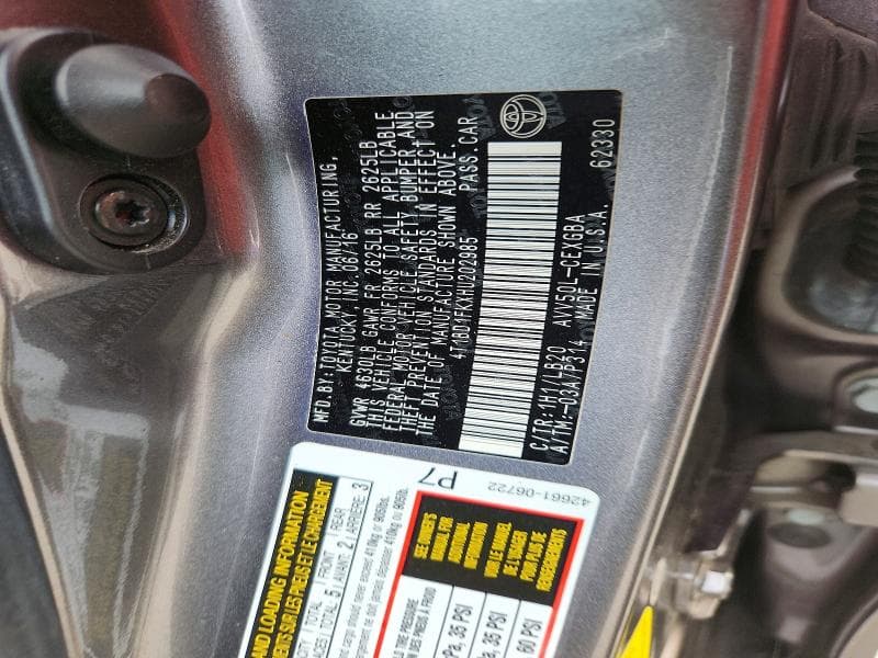 2017 TOYOTA CAMRY HYBRID XLE 13