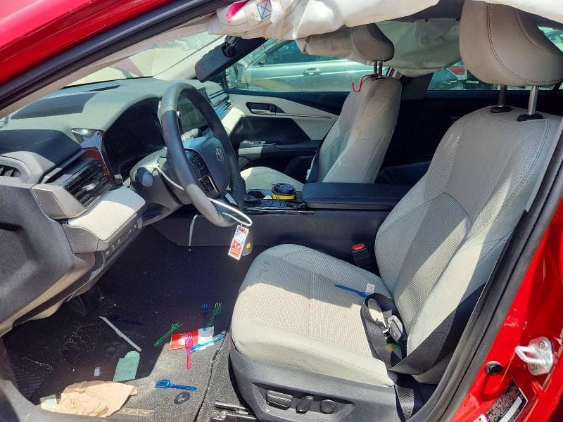 2026 TOYOTA CAMRY XLE 7