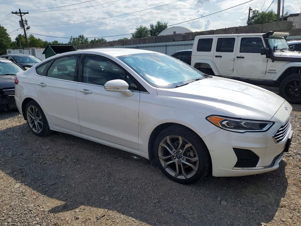 2020 FORD FUSION 4