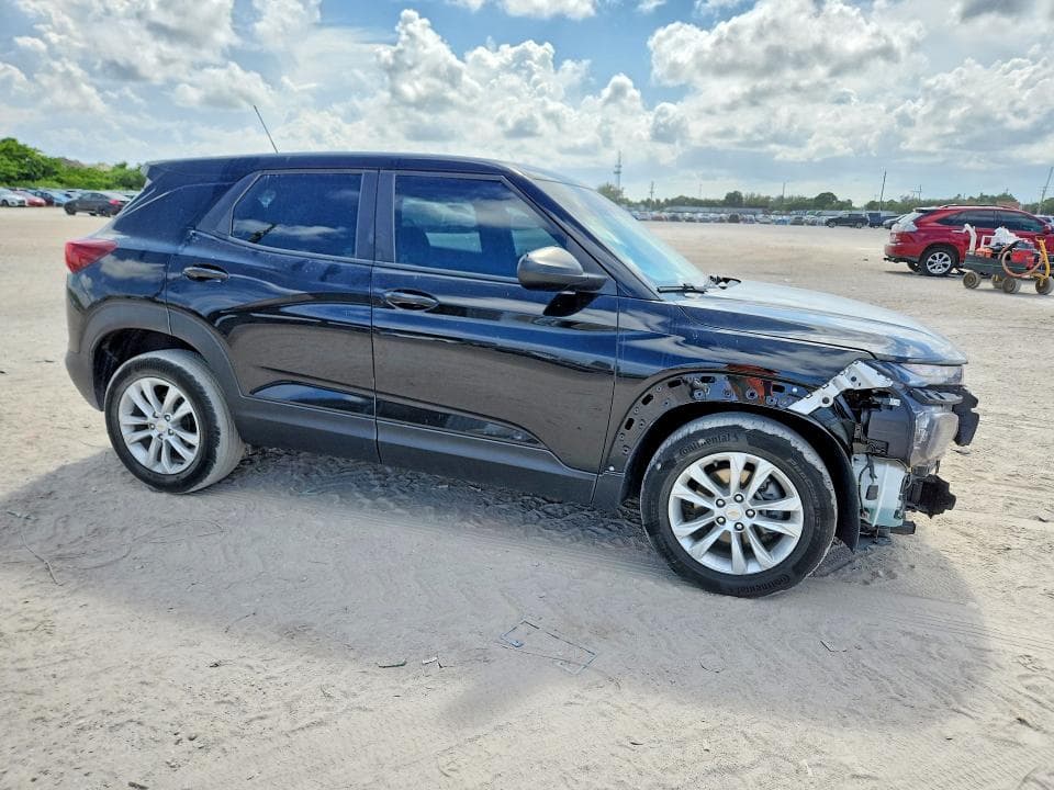 2023 CHEVROLET TRAILBLAZER LS 4