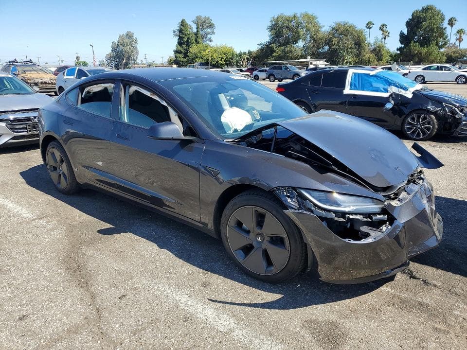 2026 TESLA MODEL 3 4