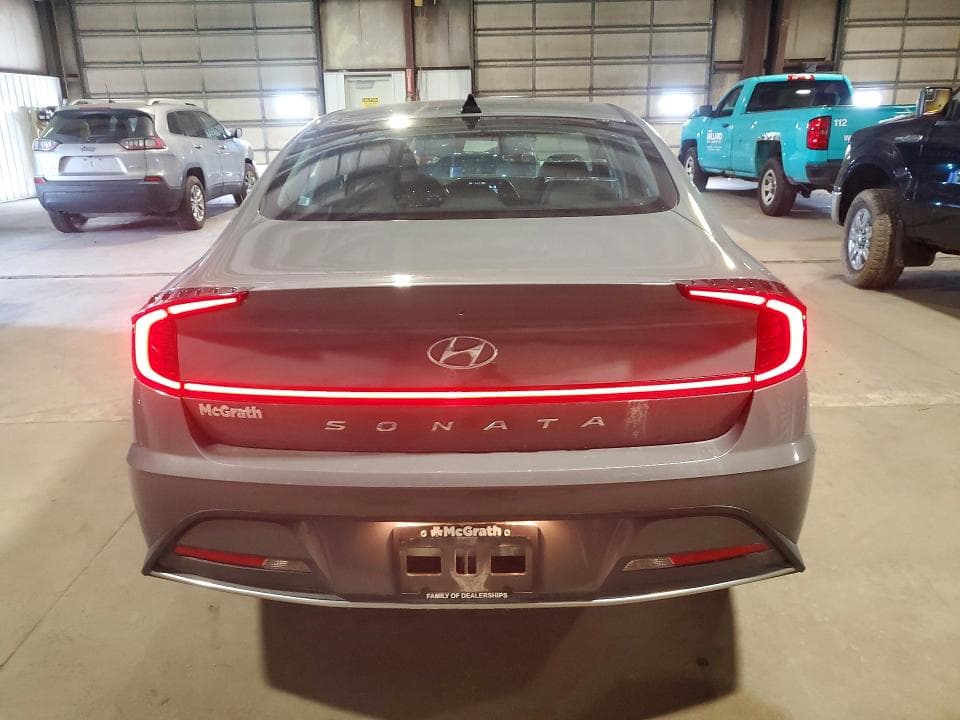 2021 HYUNDAI SONATA SE 6