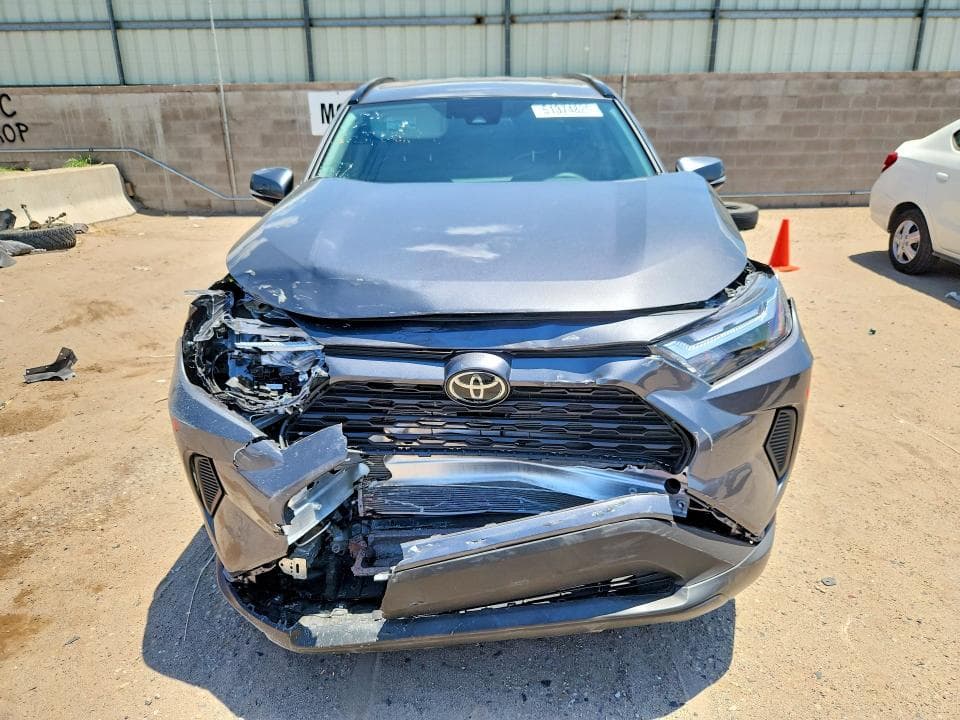 2025 TOYOTA RAV4 XLE XLE PRE 5