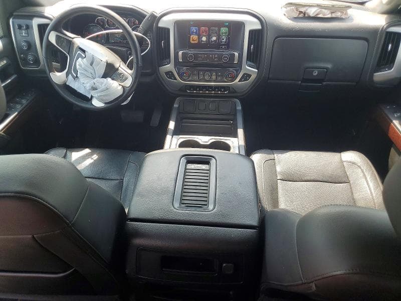 2019 GMC SIERRA K2500 SLT 8