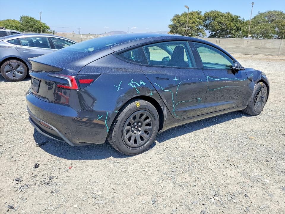 2026 TESLA MODEL 3 3