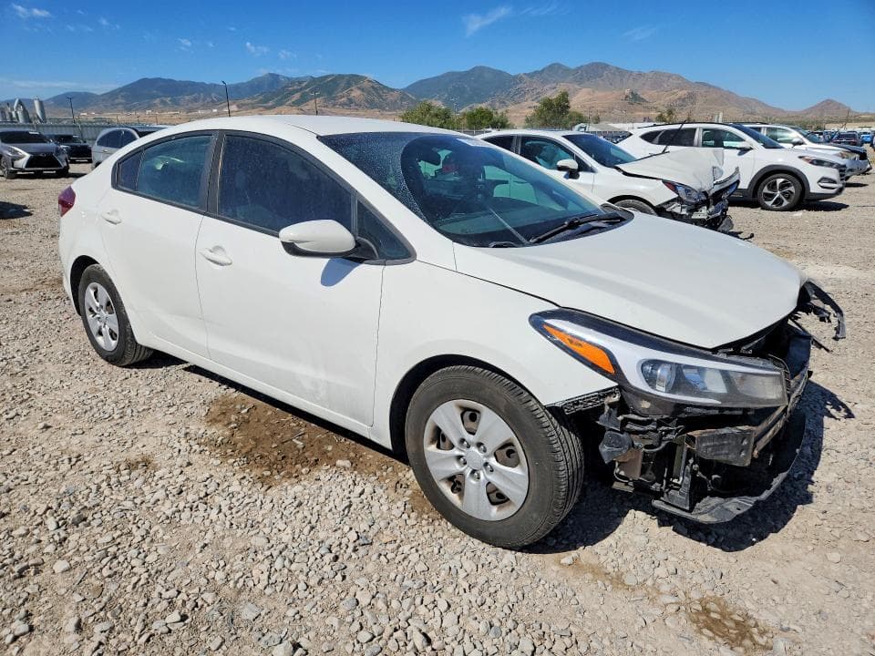 2017 KIA FORTE LX 4