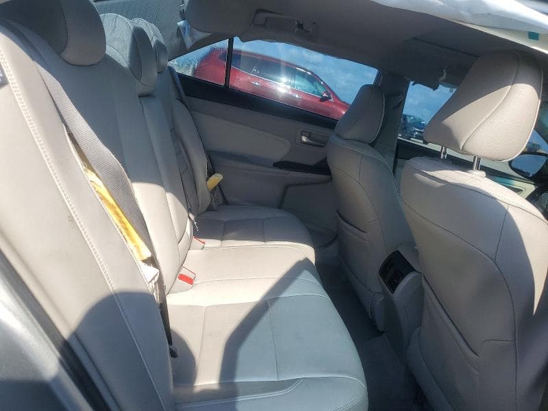 2017 TOYOTA CAMRY XLE 10