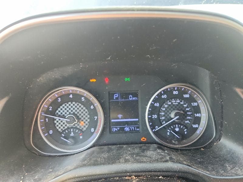 2019 HYUNDAI ELANTRA SE 9