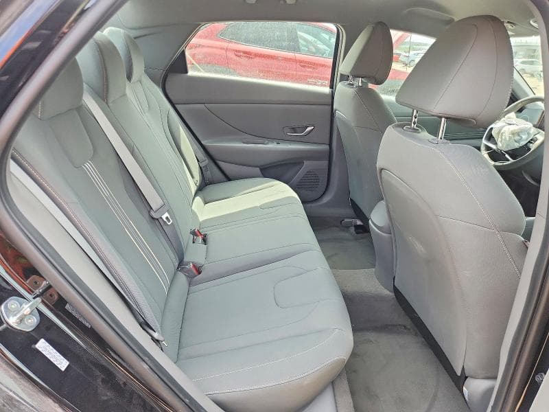 2023 HYUNDAI ELANTRA SEL 10