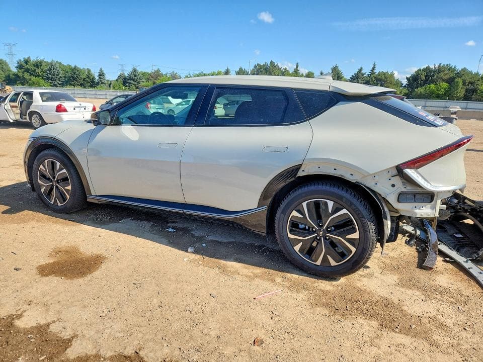2023 KIA EV6 WIND 2