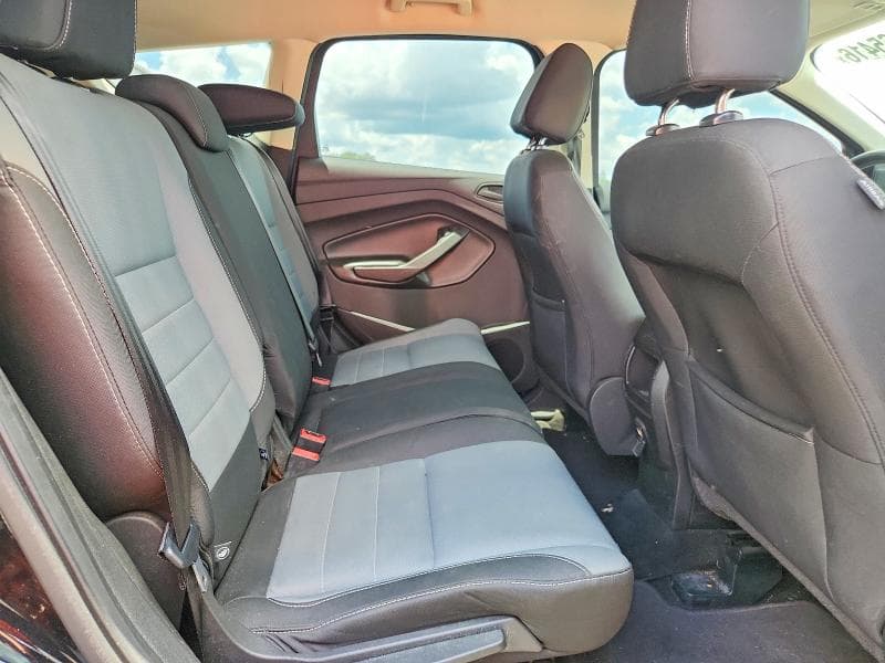 2017 FORD ESCAPE S 11