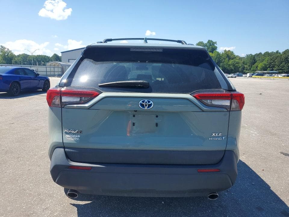 2022 TOYOTA RAV4 XLE 6