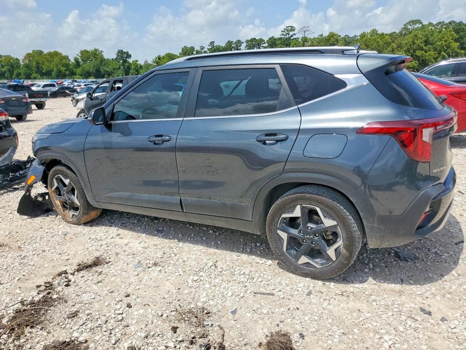 2024 KIA SELTOS EX 2