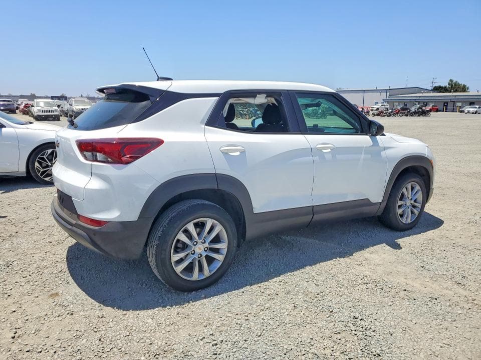 2021 CHEVROLET TRAILBLAZER LS 3