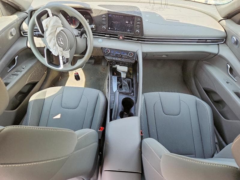 2023 HYUNDAI ELANTRA SEL 8